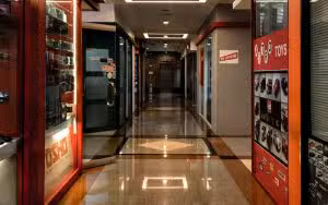 Read more about the article The Epoxy Advantage: Creating High-Performance Surfaces